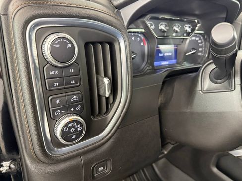 Used 2019 GMC Sierra 1500 AT4 w/ AT4 Preferred Package AWD/4WD image 24