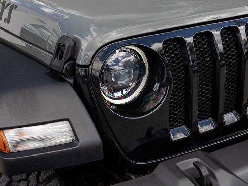 Used 2023 Jeep Wrangler Unlimited Sport AWD/4WD image 30
