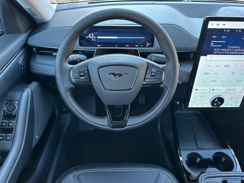 New 2025 Ford Mustang Mach-E Premium image 11
