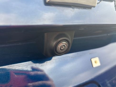 Used 2023 Chevrolet Blazer LT image 15