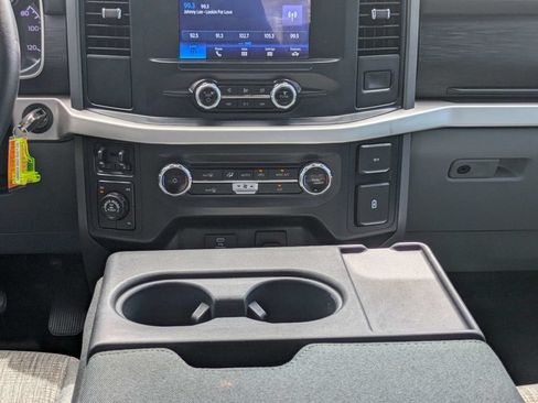 Used 2022 Ford F150 XLT w/ Equipment Group 301A Mid AWD/4WD image 19