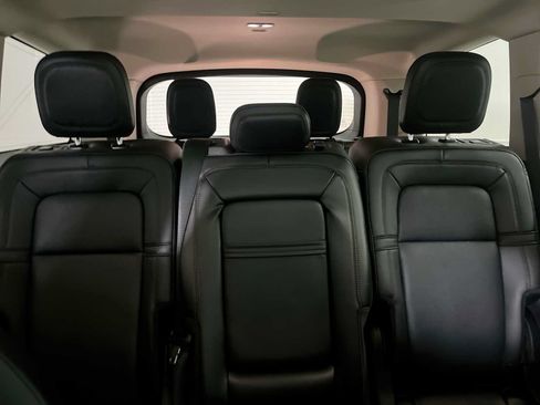 Used 2022 Lincoln Aviator Reserve w/ Equipment Group 201A AWD/4WD image 13