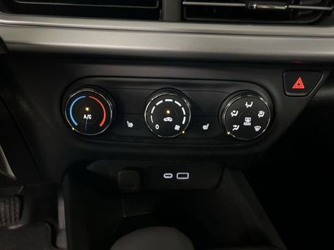 Certified 2025 Chevrolet Trax RS w/ Driver Confidence Package FWD image 17