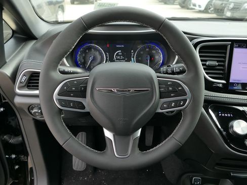 New 2026 Chrysler Pacifica Select FWD image 14
