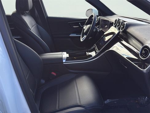 Used 2026 Mercedes-Benz GLC 300 GLC 300 image 22