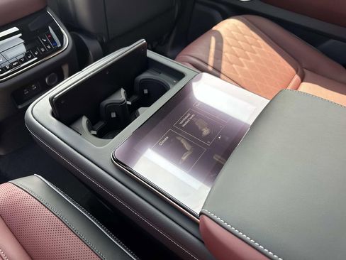 New 2026 INFINITI QX80 Autograph w/ Premium Cargo Package AWD/4WD image 12