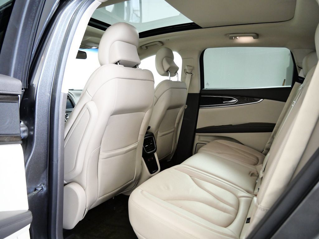 Used 2018 Lincoln MKX Reserve w/ Canadian Touring Package AWD/4WD image 14