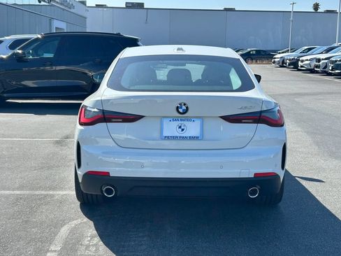 New 2026 BMW 430i w/ Premium Package RWD image 4