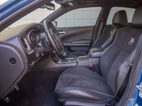 Used 2020 Dodge Charger Scat Pack w/ Dynamics Package RWD image 16