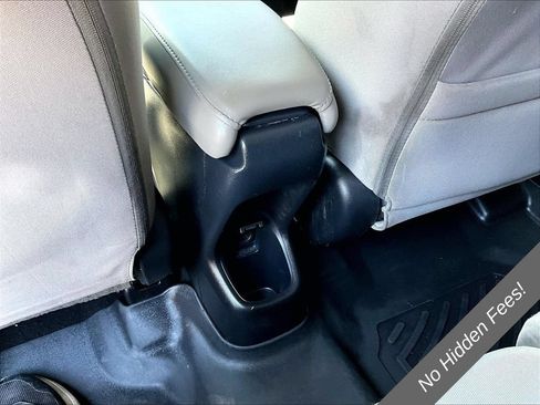 Used 2018 Honda HR-V LX image 26