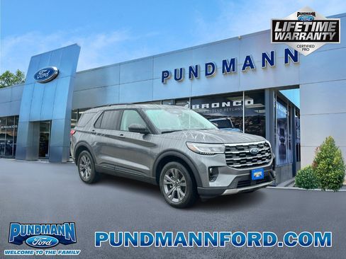 New 2026 Ford Explorer Active w/ Active Comfort Package image 1