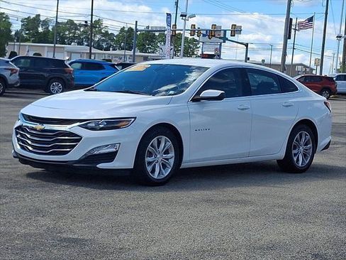 Used 2020 Chevrolet Malibu LT FWD image 4
