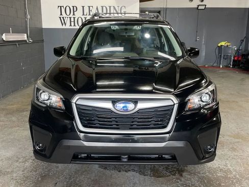 Used 2019 Subaru Forester Premium image 7