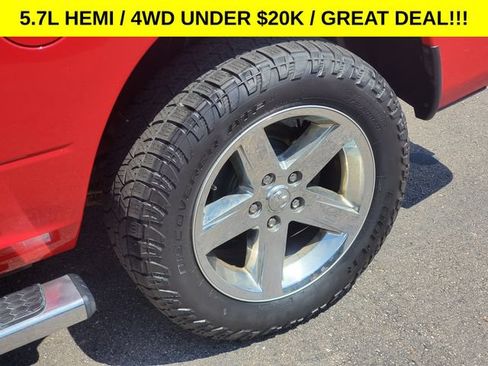 Used 2017 RAM 1500 Express w/ Express Value Package AWD/4WD image 24