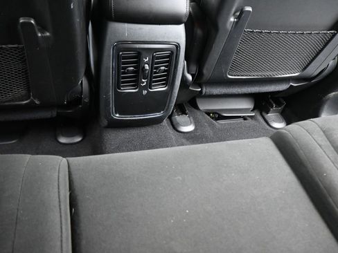 Used 2019 Dodge Durango SXT AWD/4WD image 44
