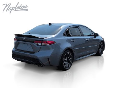 Used 2022 Toyota Corolla SE w/ SE Premium Package FWD image 6