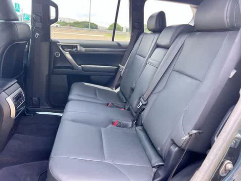 Used 2022 Lexus GX 460 Luxury w/ Off Road Package AWD/4WD image 14