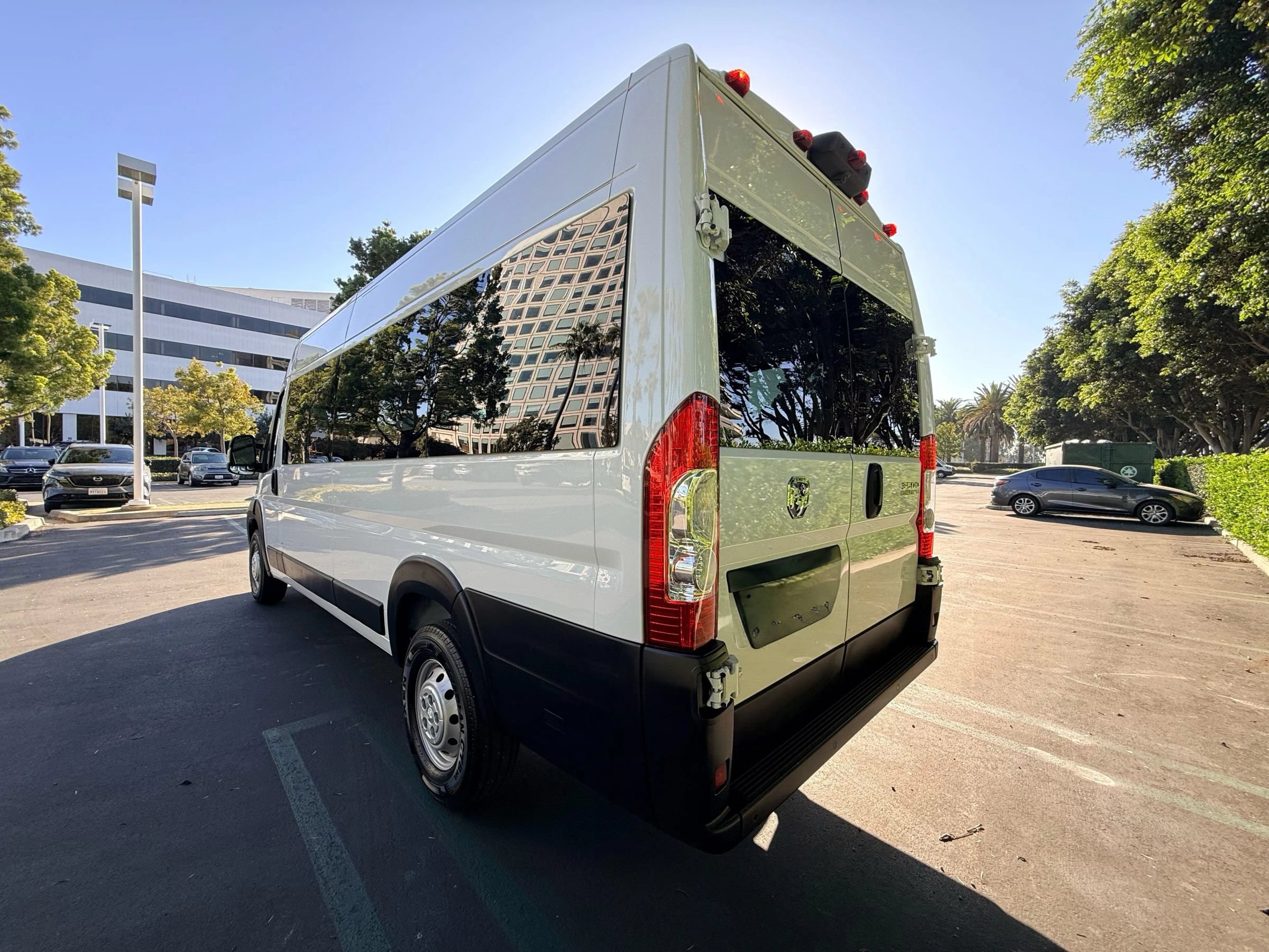 Used 2023 RAM ProMaster 3500 159 High Roof Extended w/ Safety Group FWD image 3
