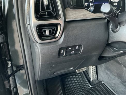 Used 2022 Kia Sorento SX Prestige w/ Rust Color Package image 26
