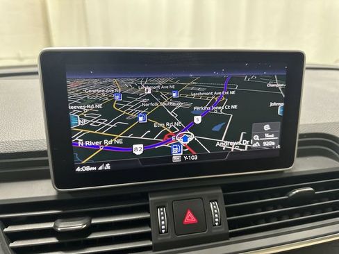 Used 2020 Audi Q5 2.0T Premium Plus w/ Premium Plus Package AWD/4WD image 12