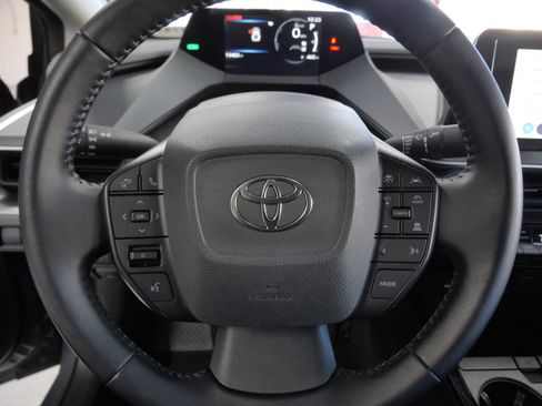 Certified 2025 Toyota Prius LE image 26