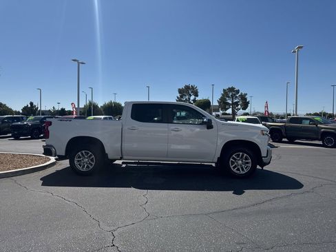 Used 2021 Chevrolet Silverado 1500 LT AWD/4WD image 5