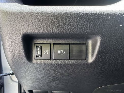 Certified 2025 Toyota RAV4 XLE AWD/4WD image 18