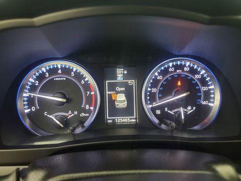 Used 2015 Toyota Highlander XLE FWD image 29
