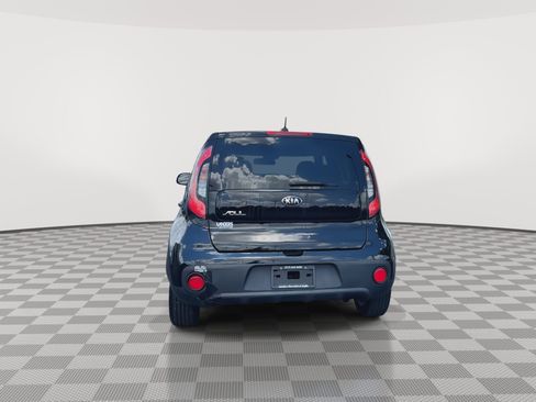 Used 2018 Kia Soul FWD image 7