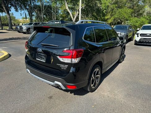 Used 2024 Subaru Forester Touring AWD/4WD image 12