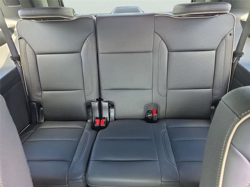 Used 2026 Chevrolet Tahoe Premier w/ Sun And Tow Package image 18