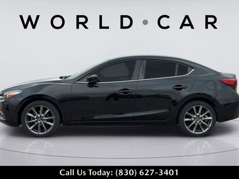 Used 2018 MAZDA MAZDA3 Touring FWD image 4