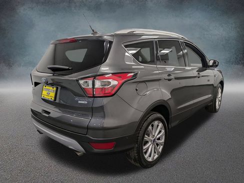 Used 2018 Ford Escape Titanium w/ Ford Safe & Smart Package AWD/4WD image 4