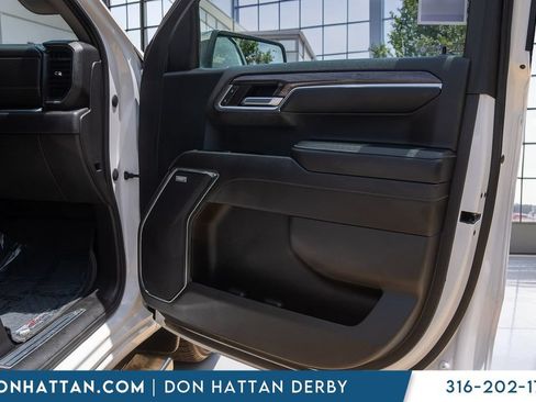Used 2023 Chevrolet Silverado 1500 LTZ AWD/4WD image 27