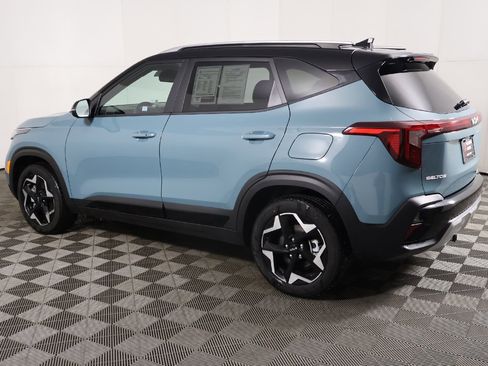 Used 2025 Kia Seltos S image 14