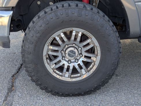 Used 2022 Ford F250 Lariat w/ Tremor Off-Road Package image 13