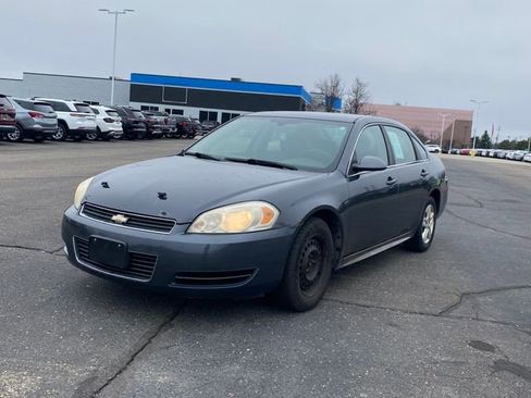 Used 2010 Chevrolet Impala LS image 1