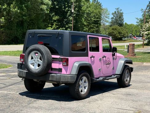 Used 2015 Jeep Wrangler Unlimited Sport w/ Quick Order Package 24S AWD/4WD image 4
