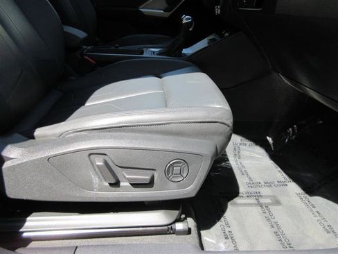 Used 2021 Audi Q3 2.0T Premium Plus w/ Premium Plus Package AWD/4WD image 33
