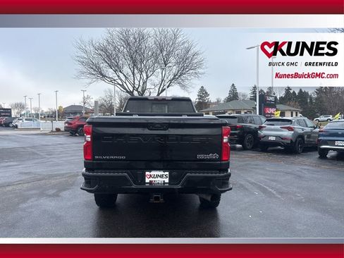 Used 2021 Chevrolet Silverado 2500 High Country image 7