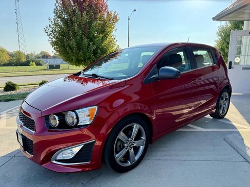 Used 2015 Chevrolet Sonic RS image 4