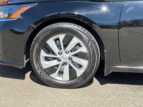 Used 2023 Nissan Altima 2.5 S image 30