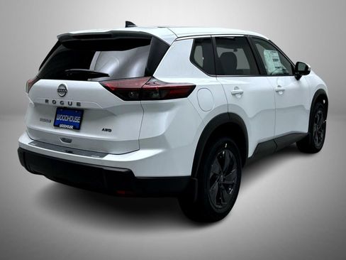 New 2026 Nissan Rogue SV w/ Cold Weather Package image 5