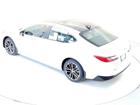 New 2026 Toyota Camry XLE image 12