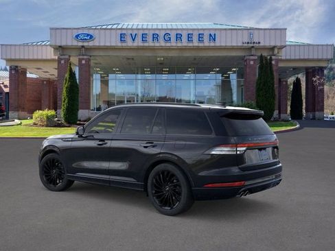 New 2026 Lincoln Aviator Reserve image 4