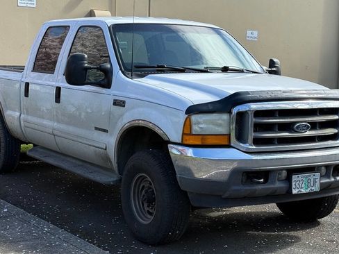 Used 2001 Ford F250 XLT image 23