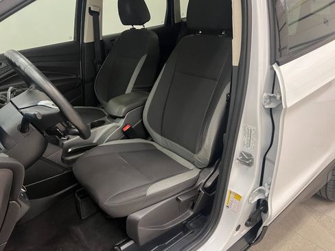 Used 2016 Ford Escape S image 25