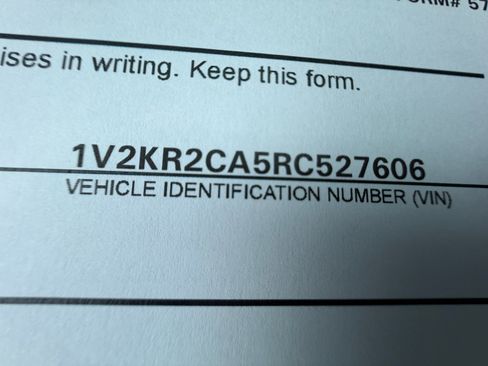 Used 2024 Volkswagen Atlas SE w/ Panoramic Sunroof Package image 25