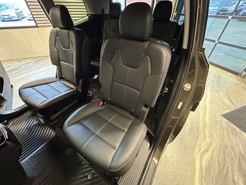 Used 2022 Kia Telluride EX w/ EX Premium Package AWD/4WD image 8