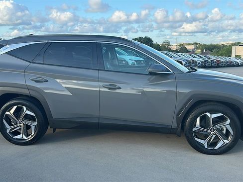 Used 2024 Hyundai Tucson Limited FWD image 14